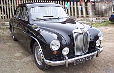 Lou and John's Magnette